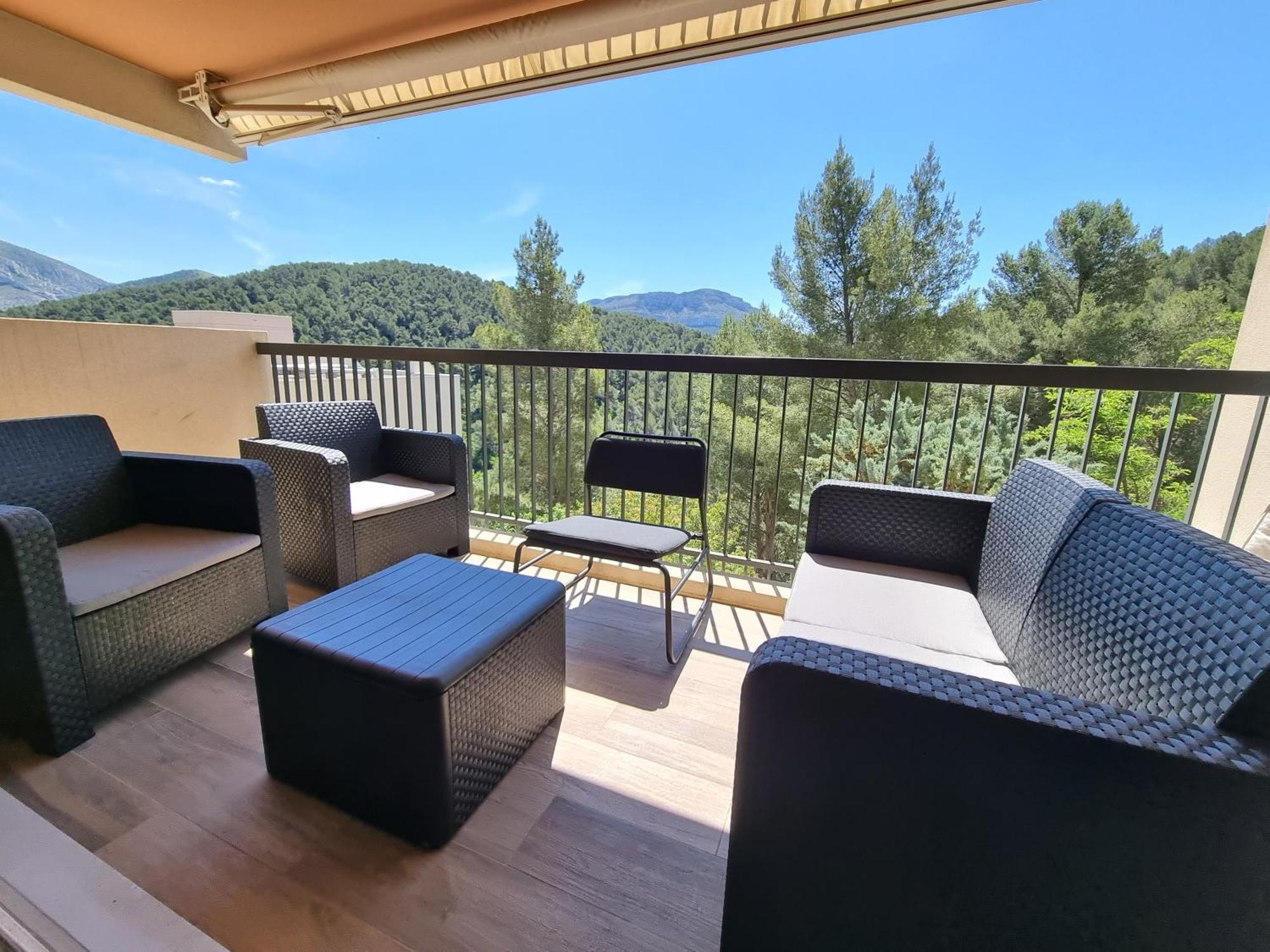 T4 115 M2 Super Valmont Chanot Velodrome Appartement Marseille
